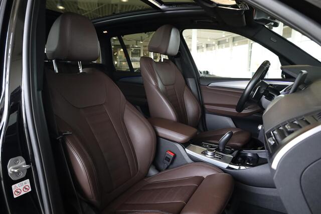 BMW X3 xDrive20i High Executive | M Sport | Comfort Access | Panoramadak | Trekhaak