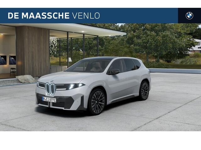 BMW X3 iX3 50 xDrive M Sport / Panoramadak / Trekhaak / M Sportstoelen / Parking Assistant Professional / Stuurverwarming / Head-Up