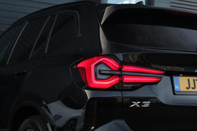 BMW X3 xDrive30e M-Sport | Panorama-dak | Leer | Elektrisch verstelbare stoelen | 360 camera | HUD| High Executive