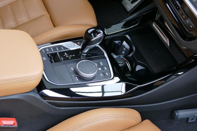 BMW X3 xDrive30e High Executive. Panodak, Camera, H&K, Adap Cruise, Leer, 20"LMV, Haak 2000kg