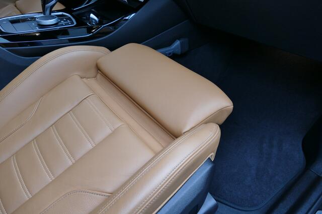 BMW X3 xDrive30e High Executive. Panodak, Camera, H&K, Adap Cruise, Leer, 20"LMV, Haak 2000kg