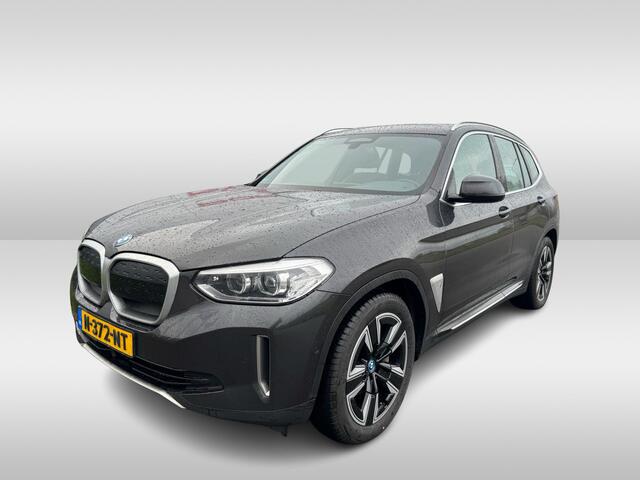 BMW X3 iX3 Executive 80 kWh / SOH 95% / Panoramadak / Camera / Head-up / 20'' / Leder / Harman Kardon / Navigatie / Memory seats / Dodehoek / DAB / Stoelverwarming / Cruise Control Adaptief
