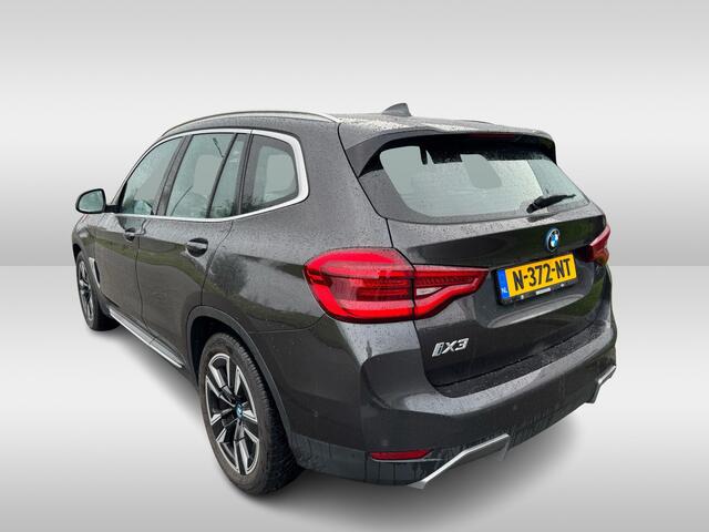 BMW X3 iX3 Executive 80 kWh / SOH 95% / Panoramadak / Camera / Head-up / 20'' / Leder / Harman Kardon / Navigatie / Memory seats / Dodehoek / DAB / Stoelverwarming / Cruise Control Adaptief