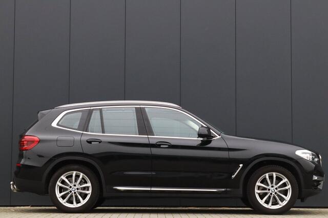 BMW X3 xDrive20i High Exe Luxury Line Pano Trekhaak Leder