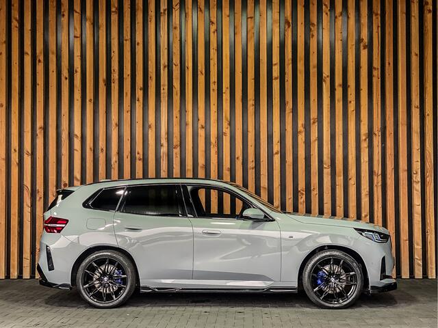 BMW X3 30e xDrive 299PK M-Sport | PANO | KEYLESS | SFEERVERLICHTING | RIJASSISTENT PLUS | HARMAN KARDON |
