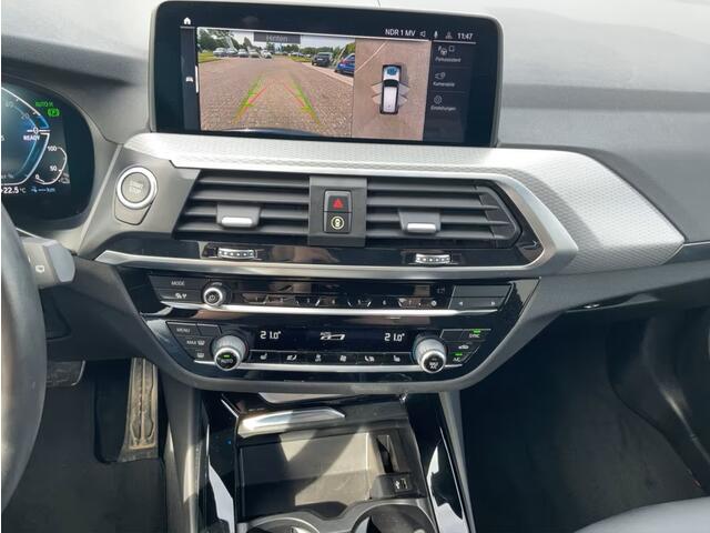 BMW X3 xDrive30e M-SPORT ** LED, NAVI+, PANORAMA, TREKH, KEYLESS, HuD, 19-inch LMV ** 1e EIG - UNFALLFREI - BMW GAR ** ** INFORMEER OOK NAAR ONZE AANTREKKELIJKE FINANCIAL-LEASE TARIEVEN **