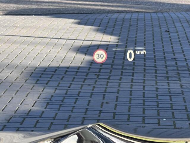 BMW X3 xDrive30e M-Sport Automaat / Zeer compleet / Elektrische trekhaak 2.000 kg / EAER 45 km / Head Up / Camera 360° / Adaptive Cruise / Elektr. panorma schuifdak / Elektr. klep en stoelen / M-Sport / Harman Kardon / 21" LM wielen 245/40R21 + 275/35R21/