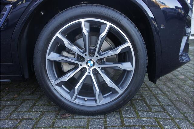 BMW X4 xDrive20d High Executive M sport, panoramadak, Head up