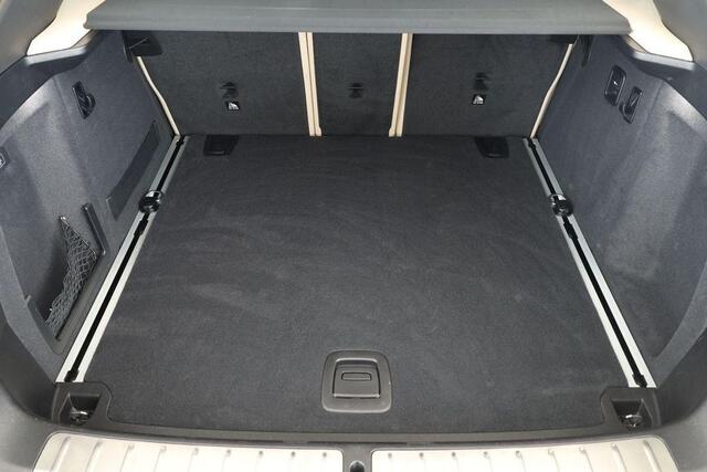 BMW X4 xDrive30d M Sport 286 PK ACC Live Cockpit 20 Inch Panoramadak Sportstoelen