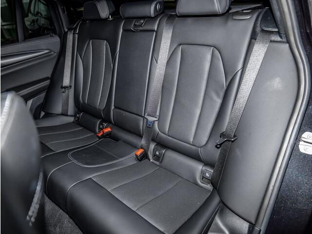 BMW X4 M40i 360 PK Live Cockpit 20 Inch Sportstoelen Stoelverwarming Stuurverwarming