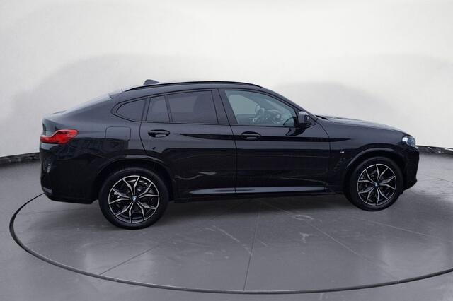 BMW X4 xDrive30i M Sport 245 PK ACC Head-Up 19 Inch Sportstoelen Stoelverwarming Stuurverwarming