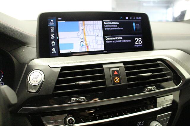 BMW X4 xDrive20i M-Sport | 19 inch | Camera | Trekhaak | Active Cruise Control
