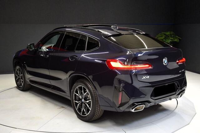 BMW X4 xDrive30i M-Sport 245 PK ACC Panoramadak Head-Up Live Cockpit Sportstoelen