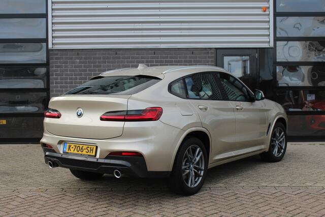 BMW X4 xDrive20i High Executive M Sport / HUD / Keyless