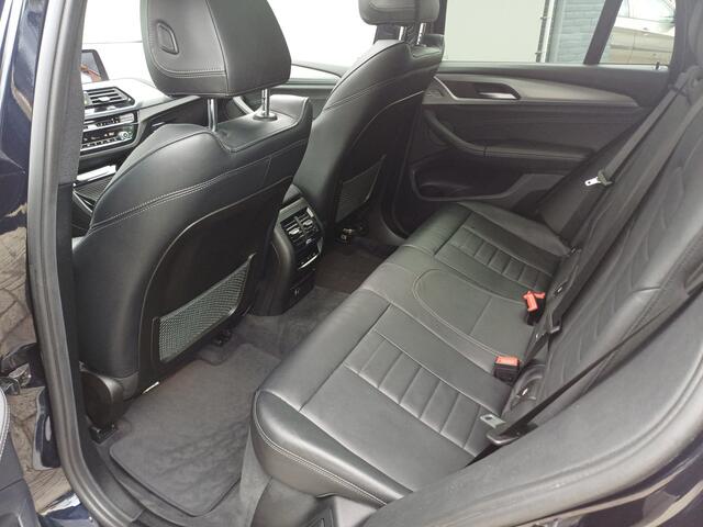 BMW X4 xDrive30i High Executive | M-PAKKET | AUTOMAAT | PANO | CAMERA |