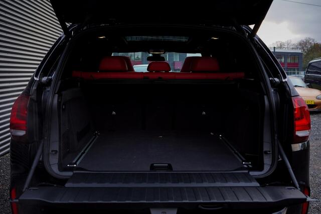 BMW X5 M / Pano / HUD / 21'' / Rear Seat Entertainment / B&O