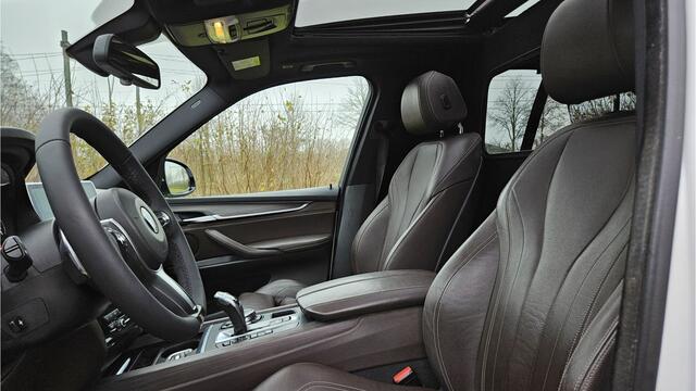 BMW X5 XDRIVE40D ALLE OPTIES GRIJS KENTEKEN High executive