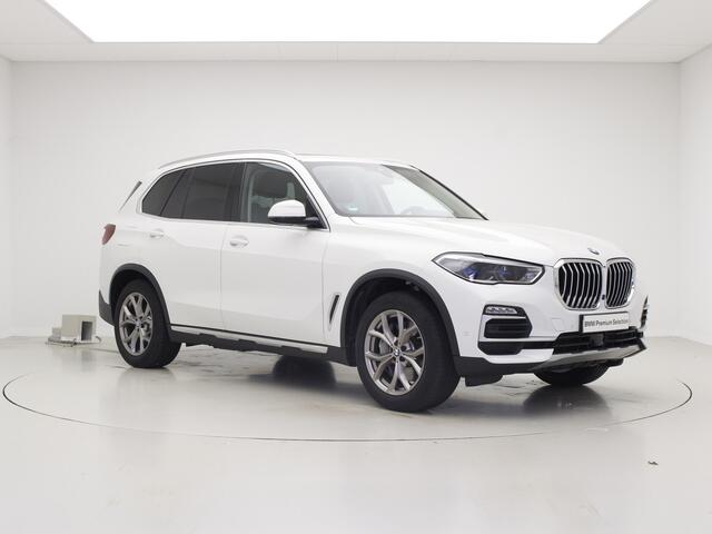 BMW X5 xDrive45e xLine | Panorama | Trekhaak | Laser | Head-Up | | Luchtvering v+a