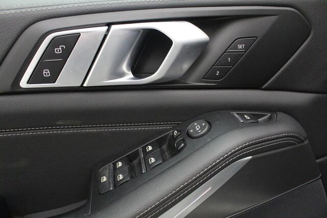 BMW X5 xDrive45e xLine | Panorama | Trekhaak | Laser | Head-Up | | Luchtvering v+a