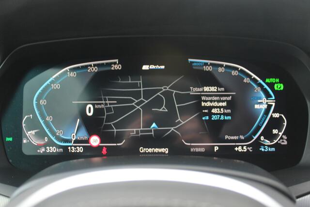 BMW X5 xDrive45e - M SPORT - LUCHTVERING - PANODAK - HEAD UP - SOFTCLOSE - LASER - H&K -