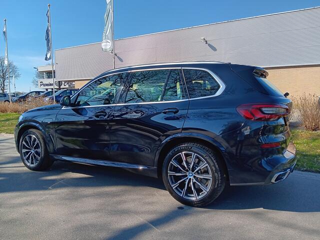 BMW X5 xDrive45e High Executive|M-PAKKET|CARBON|PANO|HEADUP|ADAPT CR|NIEUWSTAAT