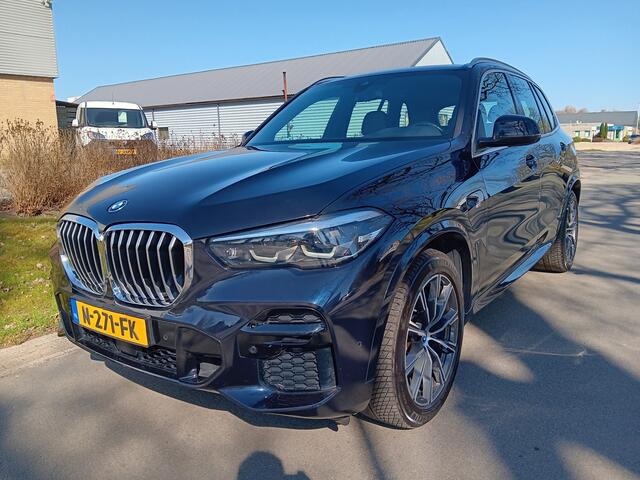 BMW X5 xDrive45e High Executive|M-PAKKET|CARBON|PANO|HEADUP|ADAPT CR|NIEUWSTAAT
