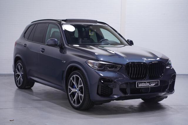 BMW X5 xDrive45e M Sport Head-up Luchtvering v+a Softclose Apple Carplay Camera 360 Trekhaak 1e Eigenaar Rijklaar
