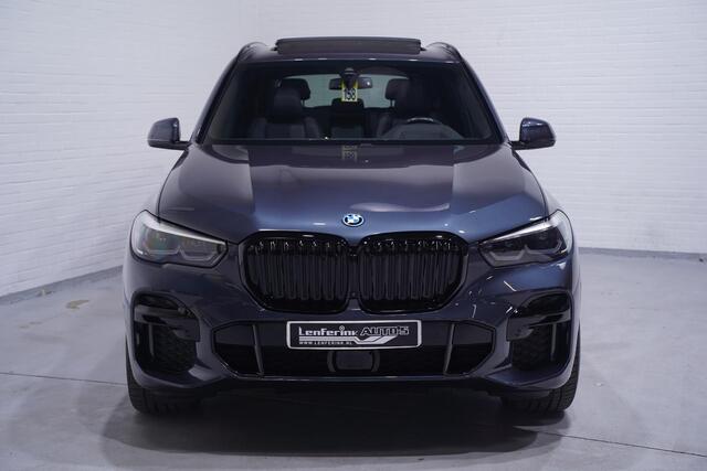 BMW X5 xDrive45e M Sport Head-up Luchtvering v+a Softclose Apple Carplay Camera 360 Trekhaak 1e Eigenaar Rijklaar