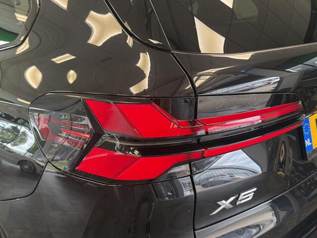 BMW X5 xDrive50e M Sport laser light HUD panodak H&K Shadow Line