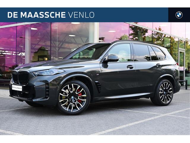 BMW X5 xDrive50e High Executive M Sport / Panoramadak / Trekhaak / Soft-Close-Automatic / Massagefunctie / Parking Assistant Professional / Comfort Access / Stoelventilatie / Adaptieve LED / Harman Kardon