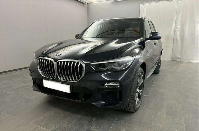 BMW X5 xDrive45e M Sport | Trekhaak | Pano | Ambient | Luchtvering