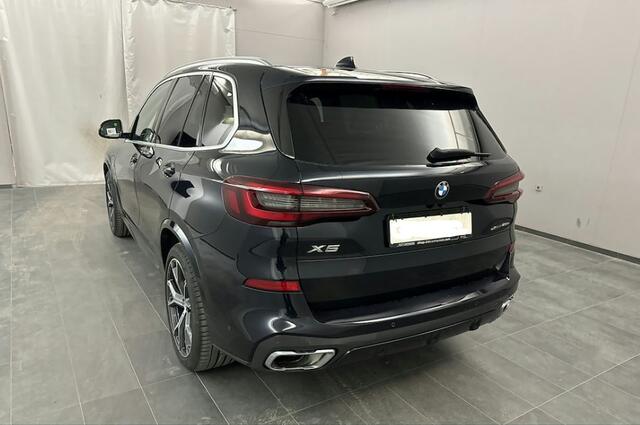 BMW X5 xDrive45e M Sport | Trekhaak | Pano | Ambient | Luchtvering