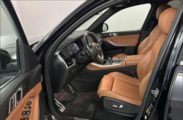 BMW X5 xDrive45e M Sport | Trekhaak | Pano | Ambient | Luchtvering