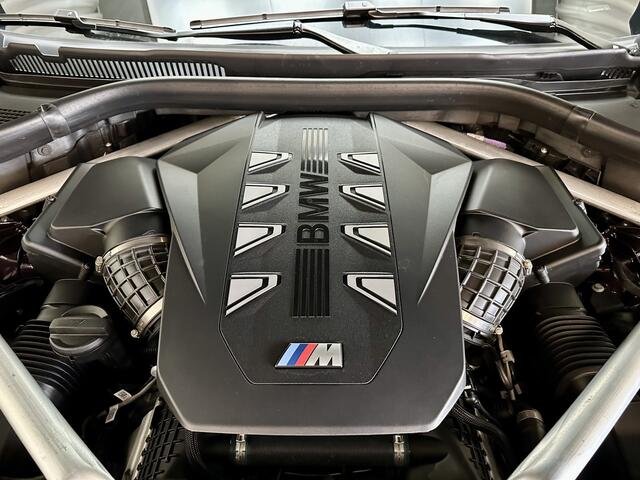 BMW X5 M60i xDrive 4.4 V8 TwinTurbo / 531 PK / 23" ALU / Carbon / Individual / M Sport / G05 LCI Facelift / Mora Purple / xDrive / HK Audio / Elec. Trekhaak