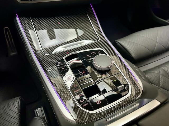 BMW X5 M60i xDrive 4.4 V8 TwinTurbo / 531 PK / 23" ALU / Carbon / Individual / M Sport / G05 LCI Facelift / Mora Purple / xDrive / HK Audio / Elec. Trekhaak