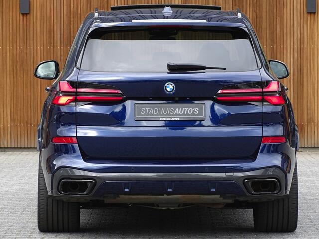 BMW X5 X5 50e X-drive 490PK / M- Individual / B&W / Carbon / 2024