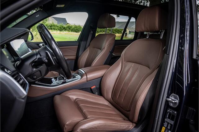 BMW X5 xDrive45e M Sport Sky Lounge Pano 22" Harman Kardon HUD ACC