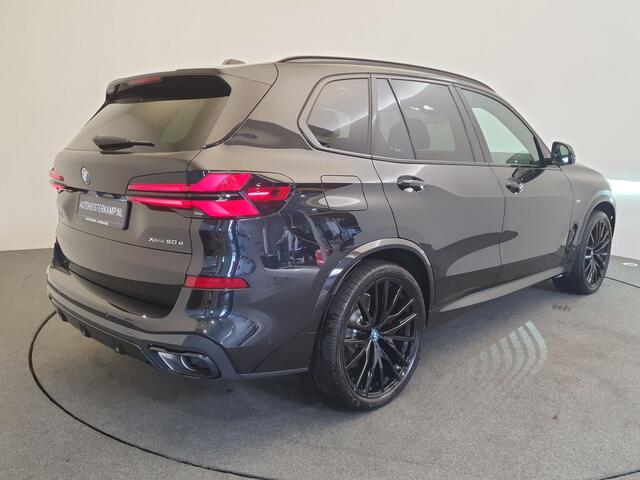BMW X5 xDrive50e M-Sport Pro Trekhaak, Panoramadak, Soft Close, H/K
