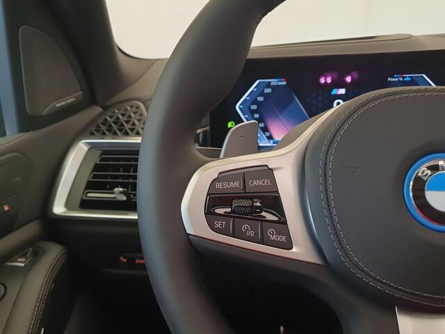 BMW X5 xDrive50e M-Sport Pro Trekhaak, Panoramadak, Soft Close, H/K