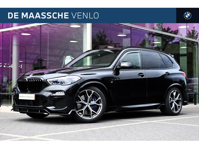 BMW X5 xDrive45e High Executive M Sport Automaat / Panoramadak / Trekhaak / Sportstoelen / Laserlight / Adaptief onderstel / Parking Assistant Plus / Head-Up / Gesture Control / Comfort Access
