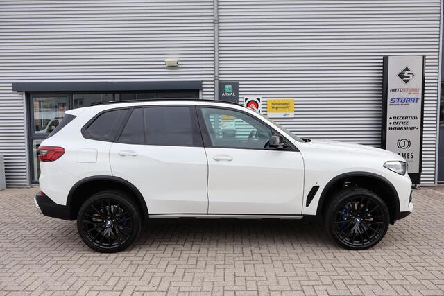 BMW X5 xDrive45e Executive M Sport | Memory | Sfeer | Elek Stoelen+Klep | Camera | Alarm Klasse 3 | Matrix Led | Keyless | Safety Pack | Carplay | Luchtvering | NL-Auto| Dealer Onderh.