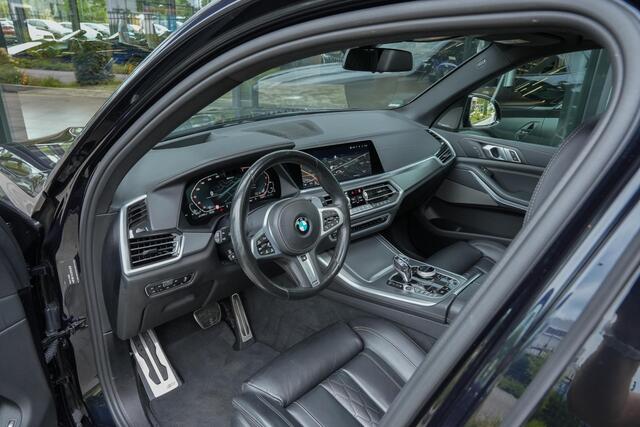 BMW X5 45e xDrive High Executive |dealer onderhouden|1e eigenaar|M-pakket|schuif/kantel dak|Harman&Kardon|diamond poke|Laser LED|achter-as meesturend|luxe lederen stoelen|360 camera|elek. trekhaak|