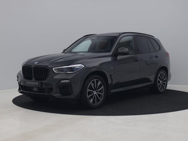 BMW X5 xDrive45e High Executive | PANO | HUD | ADAPTIVE | LUCHTVERING | MEMORY | STOEL- EN STUURVERW. | TREKHAAK