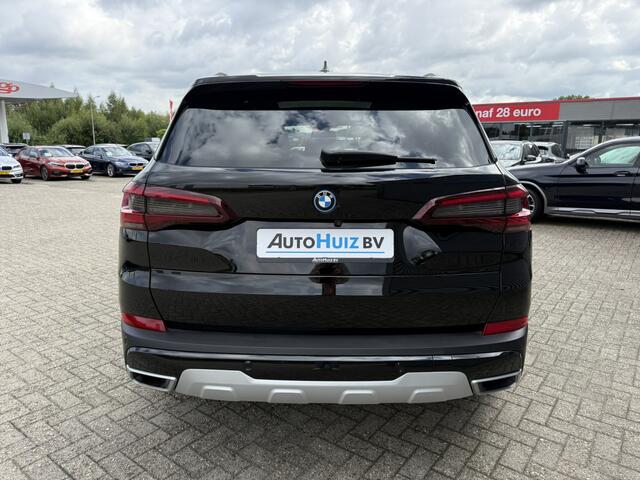 BMW X5 xDrive45e High Executive xLine Panoramadak Laser Licht Comfortzetels 20 Inch Carplay Stuurwielverwarming Keyless Entry Head-Up Display