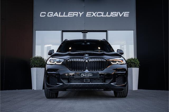 BMW X5 xDrive30d - Ex. BTW | Grijs Kenteken | M-Sport | Panorama | Elek. Trekhaak