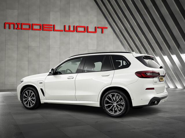 BMW X5 xDrive45e M-sport Pano-dak/Soft Close/Stoelkoeling/20'LMV/Trekhaak