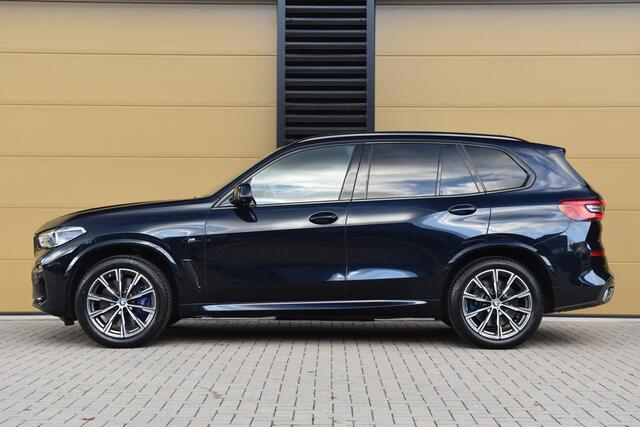 BMW X5 xDrive40i High Executive * Panoramadak Sky Lounge * Comfortstoelen * Stoelmassage * Laserlicht *