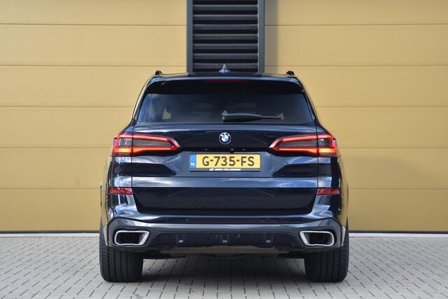 BMW X5 xDrive40i High Executive * Panoramadak Sky Lounge * Comfortstoelen * Stoelmassage * Laserlicht *