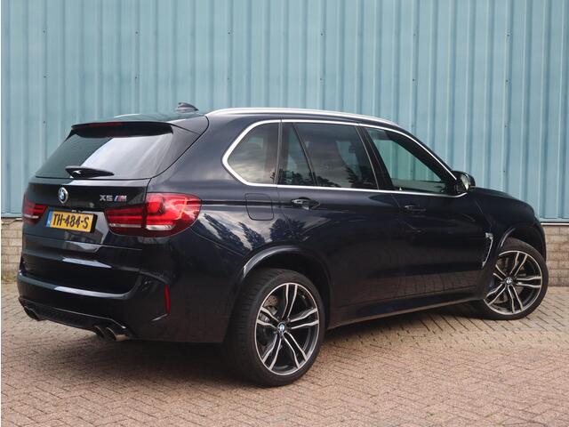 BMW X5 M 575PK | PANO-DAK | 21 INCH | B&O | HUD | TREKHAAK | REAR SEAT ENTERTAIMENT |