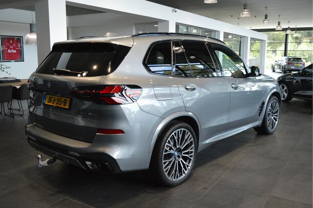 BMW X5 xDrive50e M-Sport pano head up Harman Kardon 22 inch !!
